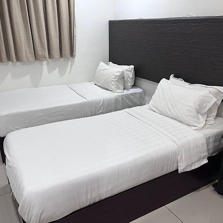 Hotel Sagittario Іпох Екстер'єр фото
